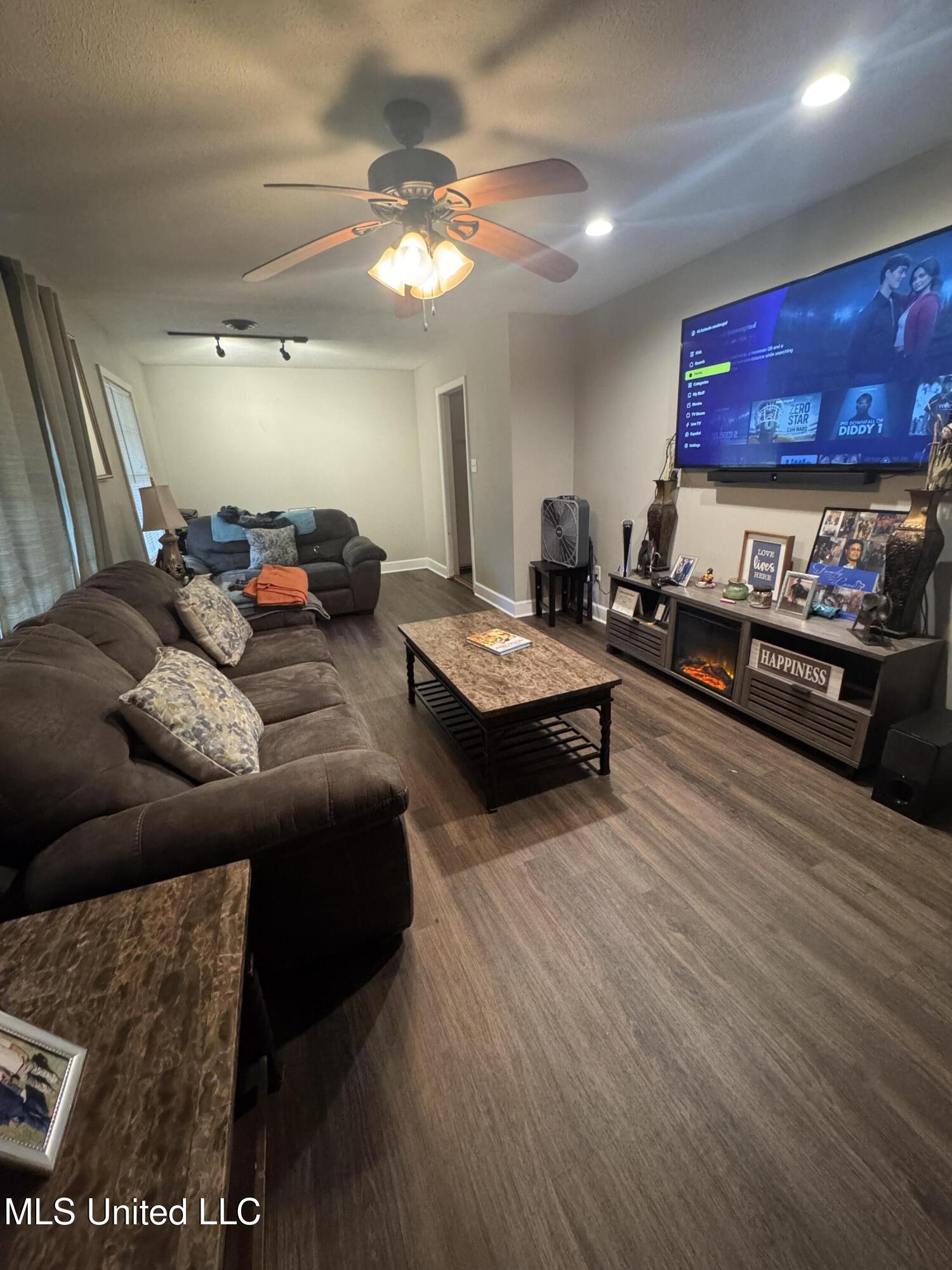 5253 Wayneland Drive Jackson, MS 39211 - Photo 8 of 12 IMG_1313