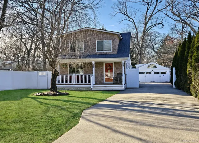 $599,900 | 58 North Evergreen Drive, Selden, NY 11784