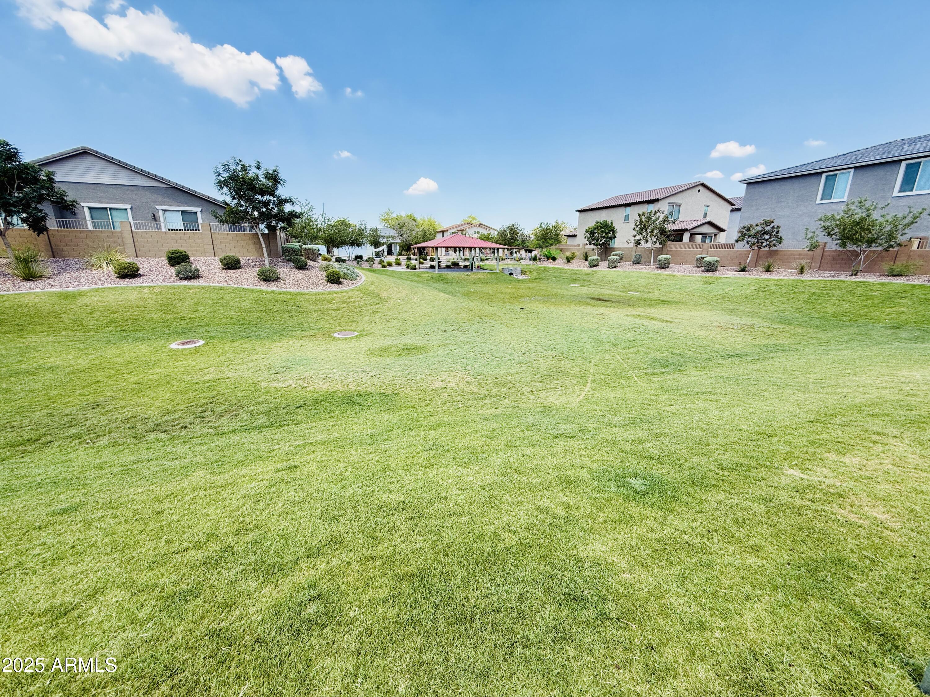 7312 South 13th Way Phoenix, AZ 85042 - Photo 37 of 43 170A3B2A-6DA0-426B-943D-03AFEEB1BA02_1_2