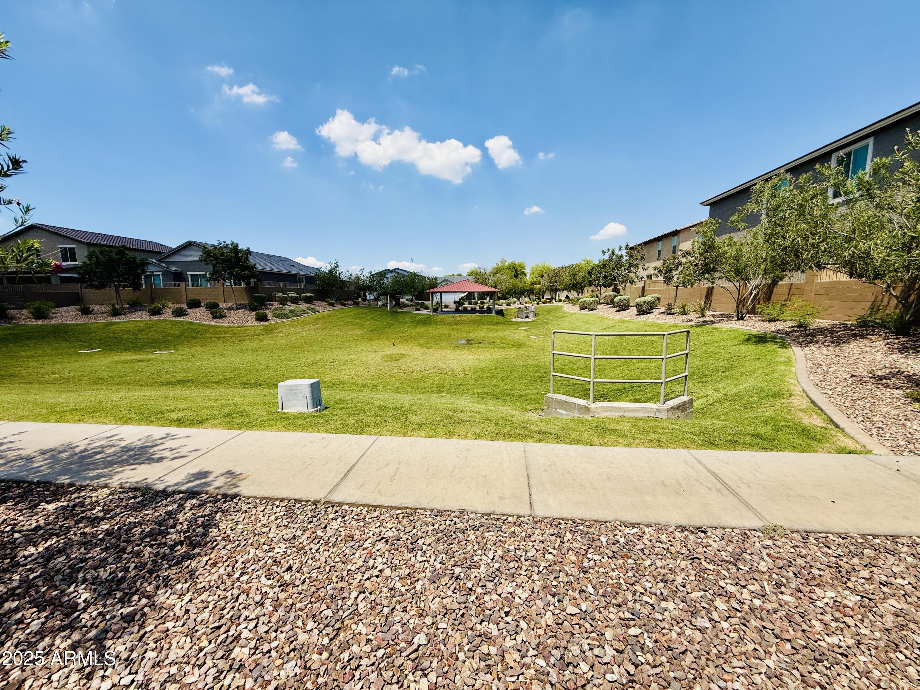 7312 South 13th Way Phoenix, AZ 85042 - Photo 39 of 43 74360BB0-BC35-4727-9350-CFCE4DAC3341_1_2