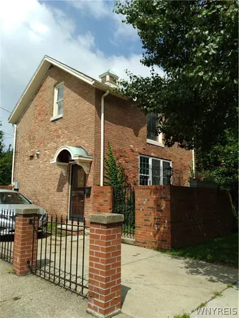 $1,500 | 12 Park Street, Buffalo, NY 14201