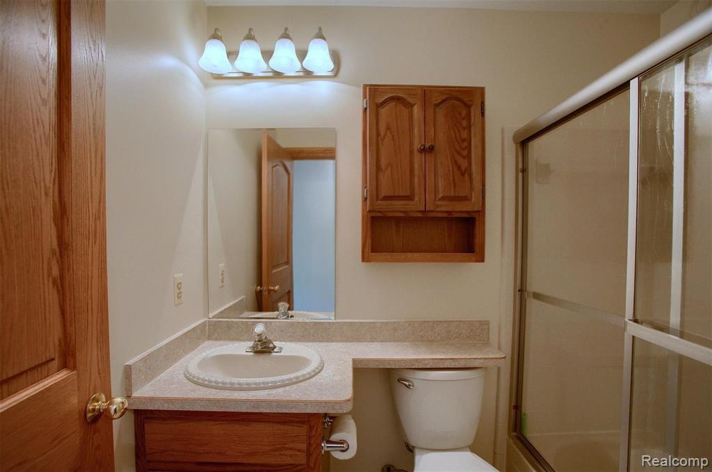 2403 Rochelle Park Drive Rochester Hills, MI 48309 - Photo 19 of 30