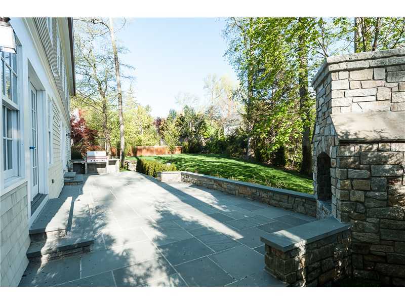 63 Winthrop Drive Riverside, CT 06878 - Photo 23 of 25 a view of outdoor space and yard