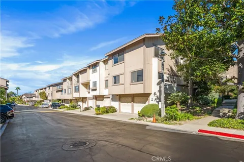 $998,000 | 28128 Ridgepoint Court, Rancho Palos Verdes, CA 90275