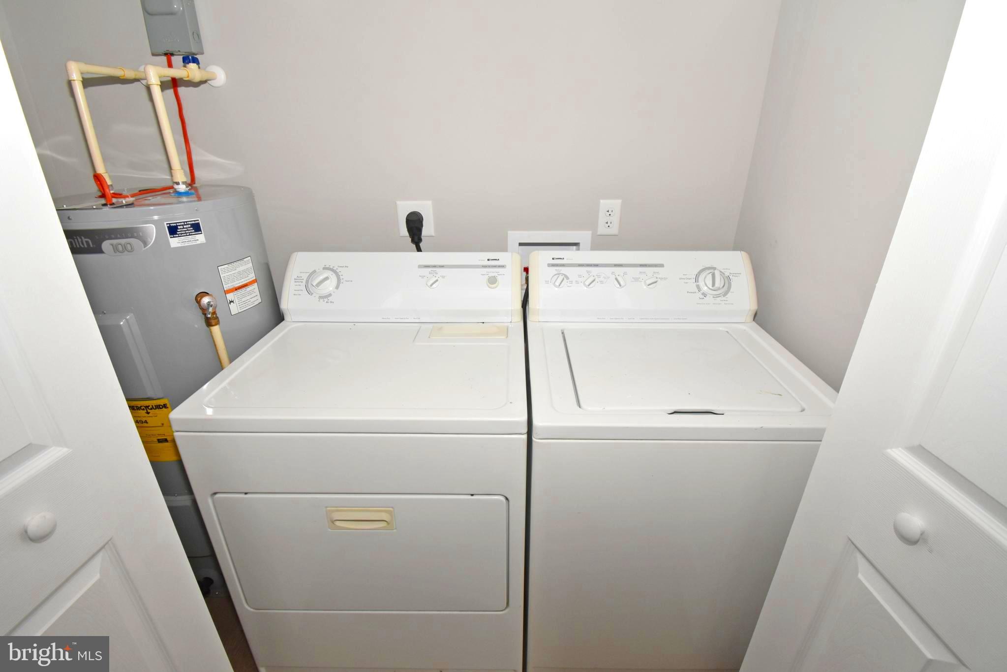 4078 Jacksonville Road Crisfield, MD 21817 - Photo 13 of 43 a utility room with dryer and washer