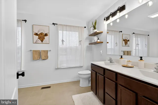 $529,900 | 525 Crown Frst Lane, Felton, DE 19943