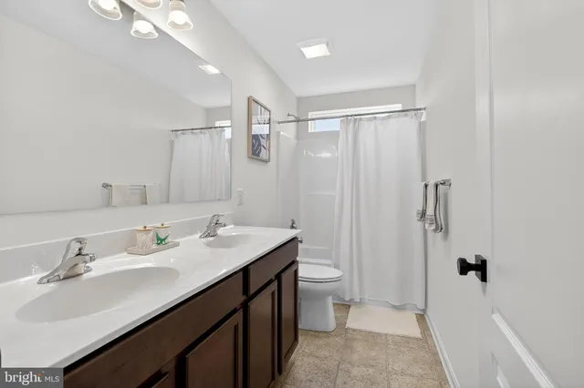 $529,900 | 525 Crown Frst Lane, Felton, DE 19943