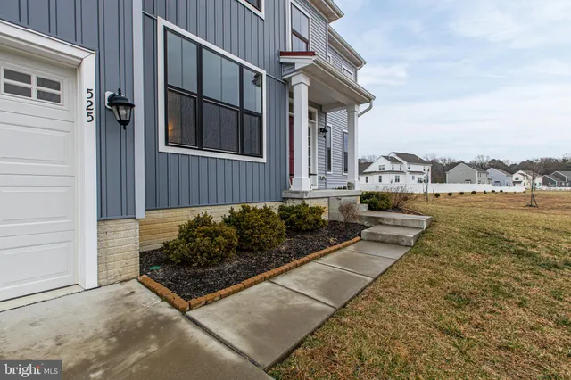 $529,900 | 525 Crown Frst Lane, Felton, DE 19943
