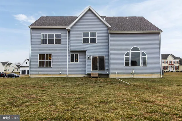 $529,900 | 525 Crown Frst Lane, Felton, DE 19943