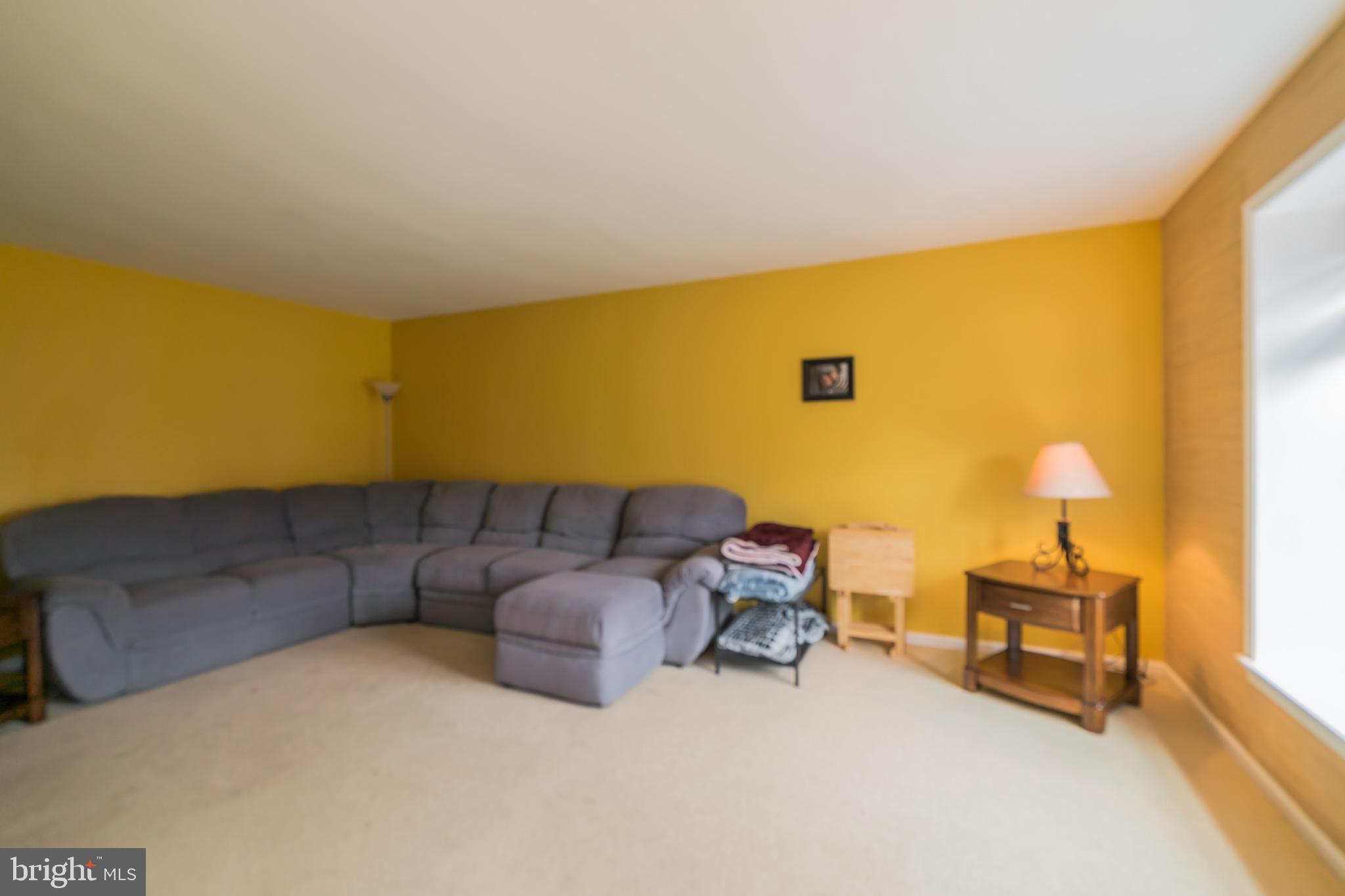 51 Winter Road Holland, PA 18966 - Photo 6 of 30 Living Room