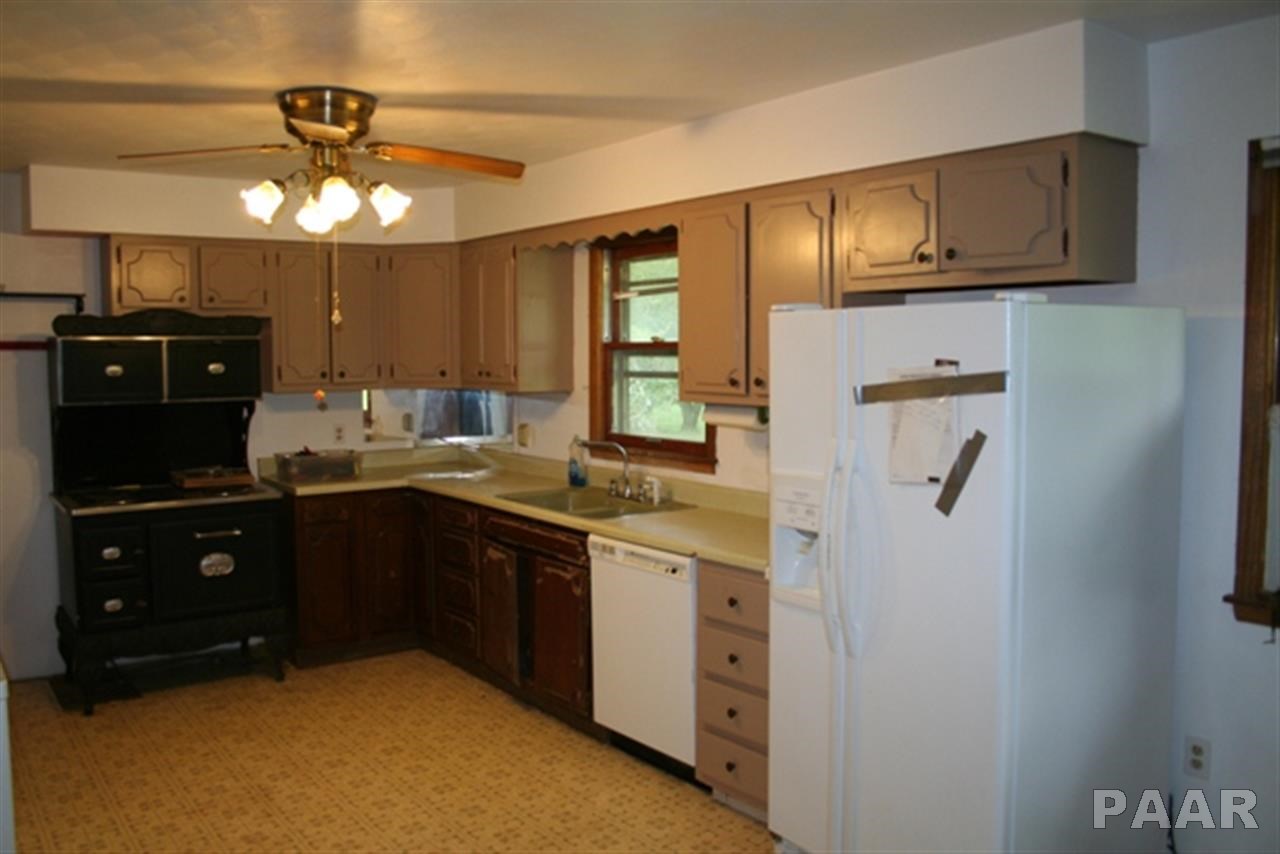 9255 South Powell Road Mapleton, IL 61547 - Photo 8 of 20