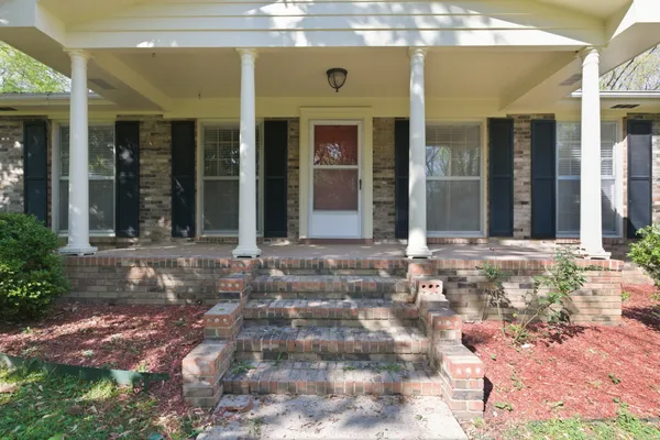 $449,900 | 2225 Highway 48 North, Dickson, TN 37055