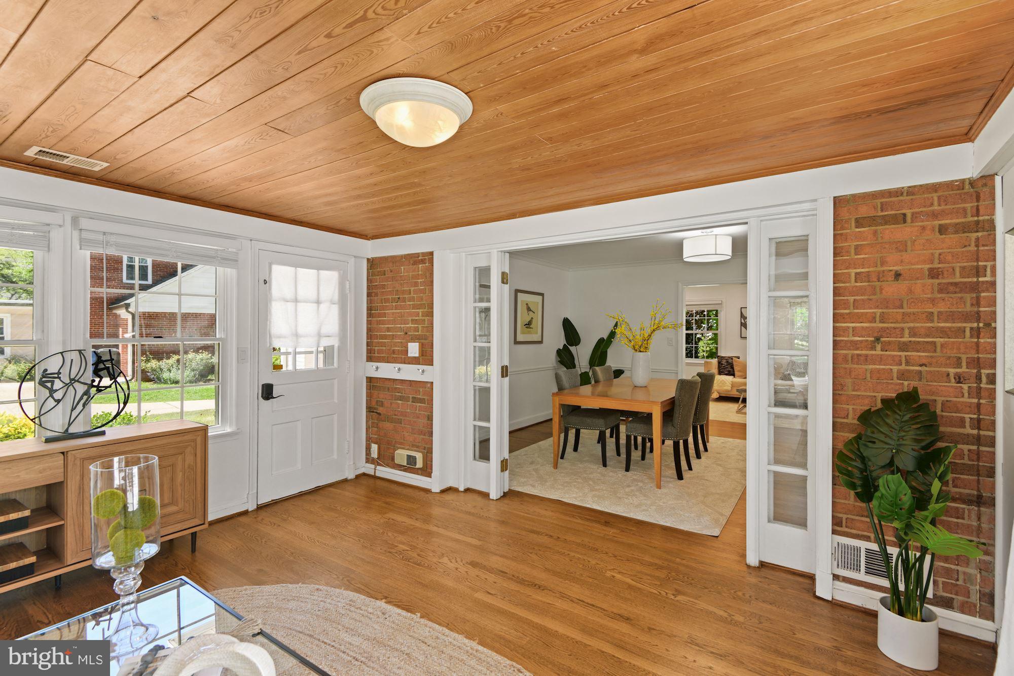 5708 Overlea Road Bethesda, MD 20816 - Photo 12 of 45 Family room