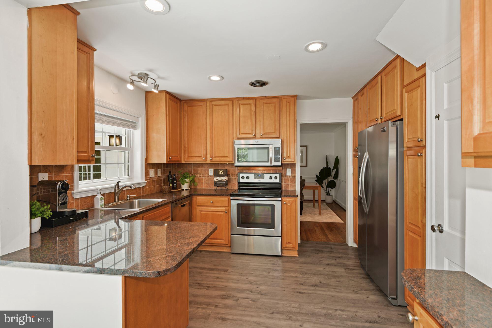 5708 Overlea Road Bethesda, MD 20816 - Photo 13 of 45 Updated eat-in kitchen