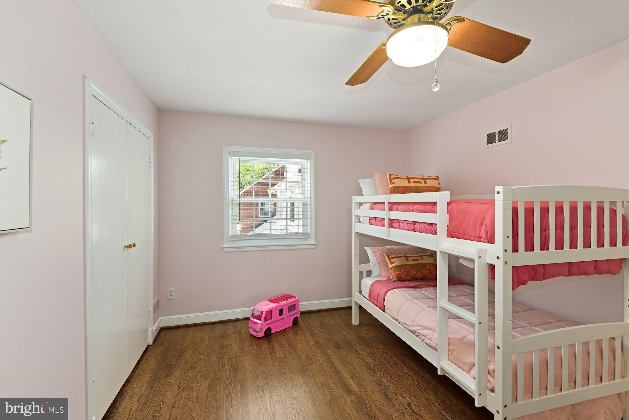 5708 Overlea Road Bethesda, MD 20816 - Photo 32 of 45 Bedroom four