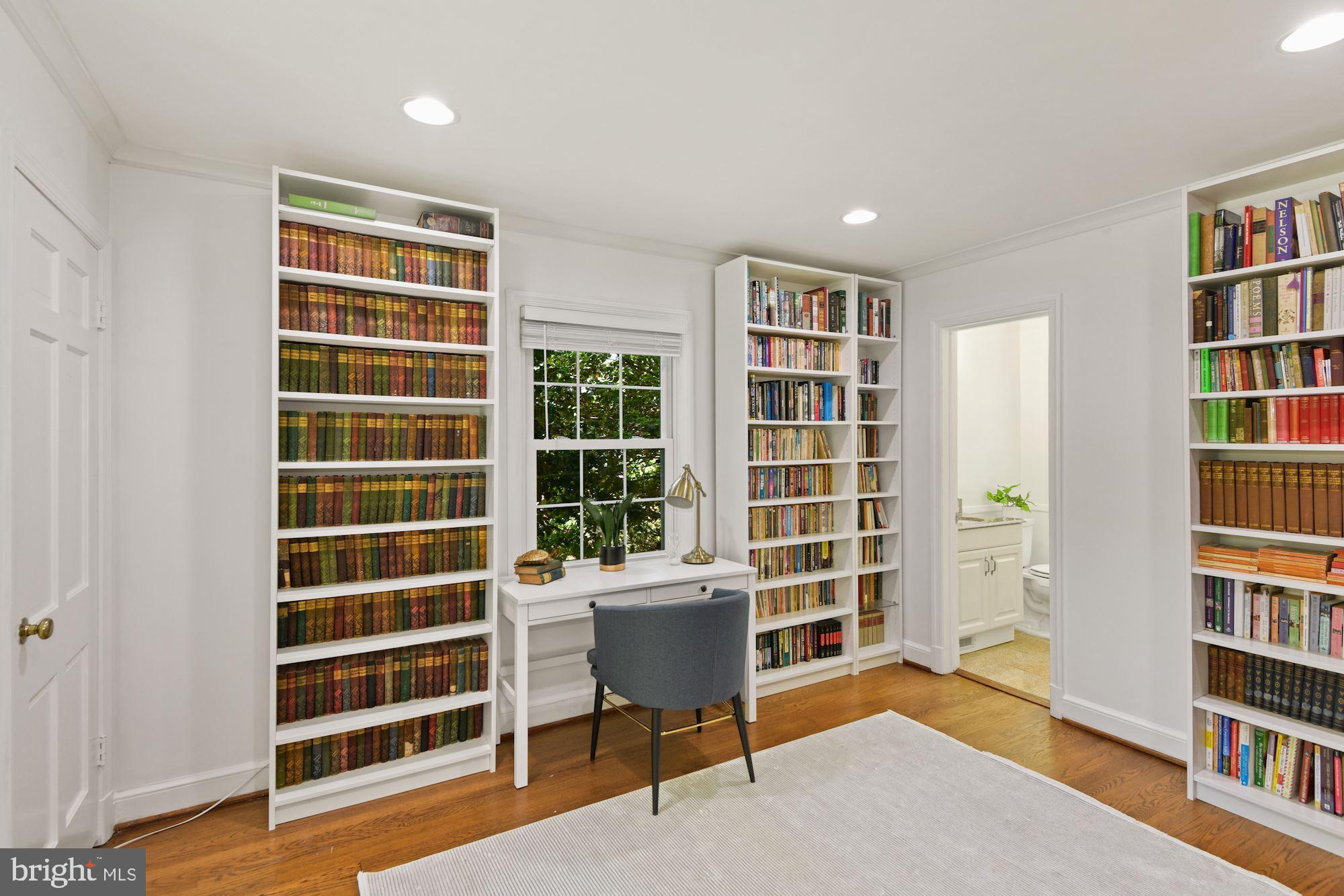 5708 Overlea Road Bethesda, MD 20816 - Photo 5 of 45 Office/library or possibly a main level bedroom!