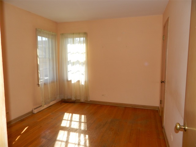 6215 West Rascher Avenue Chicago, IL 60630 - Photo 8 of 16