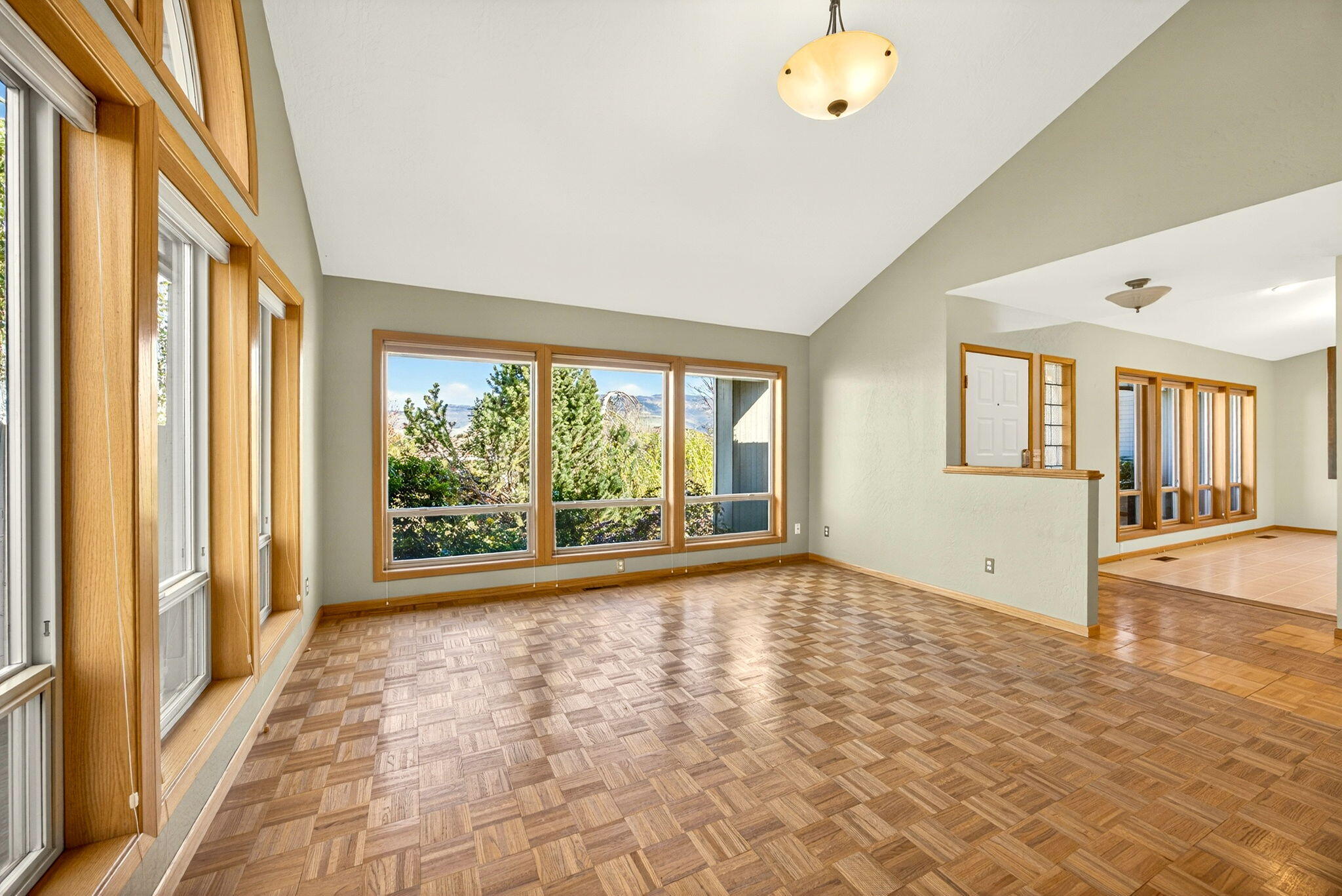 1800 Peachey Road Ashland, OR 97520 - Photo 12 of 83 ApxPR00018