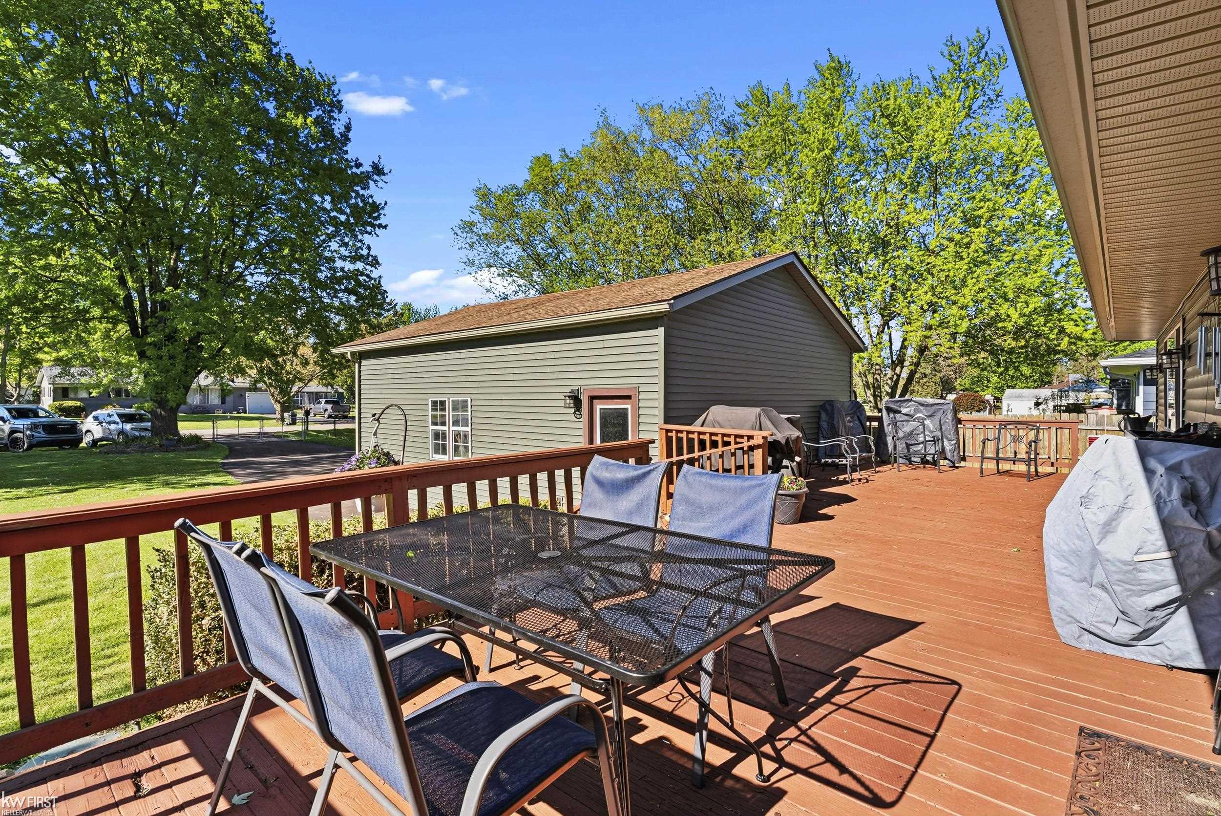 4271 Highland Road Milford, MI 48380 - Photo 11 of 48