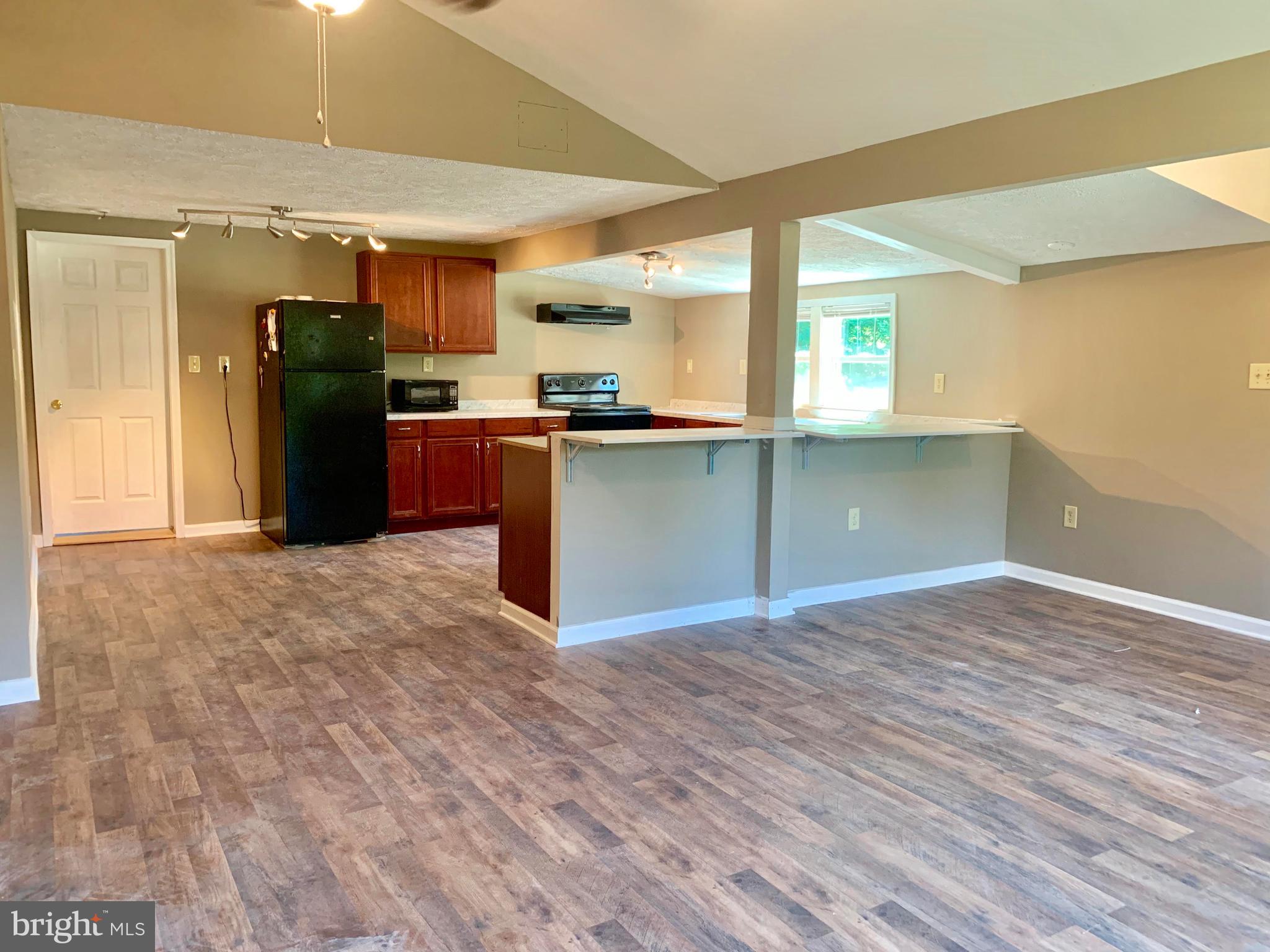 2391 Siler Road Winchester, VA 22603 - Photo 3 of 14 Gallery Image 3