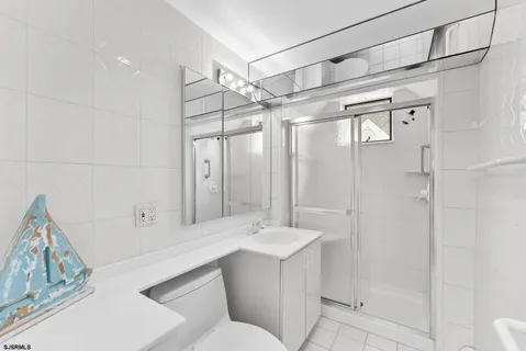 $1,595,000 | 29 East Drive, Margate City, NJ 08402