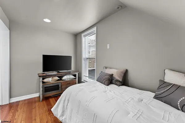 $1,595,000 | 29 East Drive, Margate City, NJ 08402