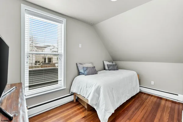 $1,595,000 | 29 East Drive, Margate City, NJ 08402
