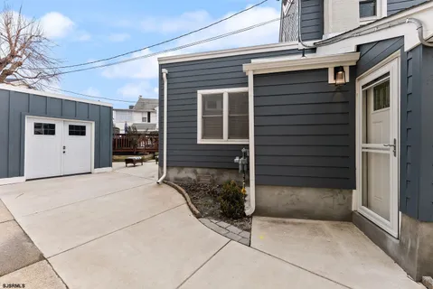 $1,595,000 | 29 East Drive, Margate City, NJ 08402