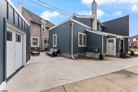 $1,595,000 | 29 East Drive, Margate City, NJ 08402
