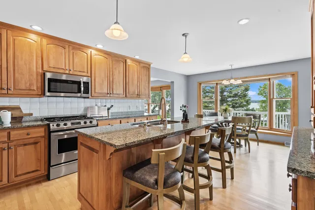 $3,749,000 | W1053 & W1049 Illinois Green Lake, Green Lake, WI 54941