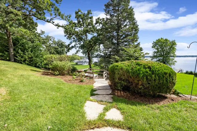 $3,749,000 | W1053 & W1049 Illinois Green Lake, Green Lake, WI 54941