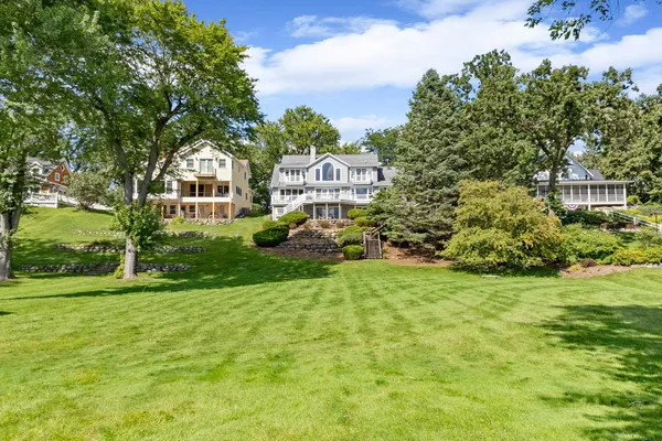 $3,649,000 | W1053 & W1049 Illinois Green Lake, Green Lake, WI 54941