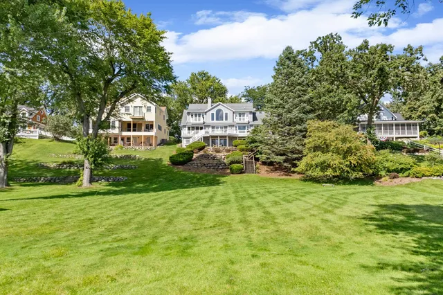 $3,749,000 | W1053 & W1049 Illinois Green Lake, Green Lake, WI 54941
