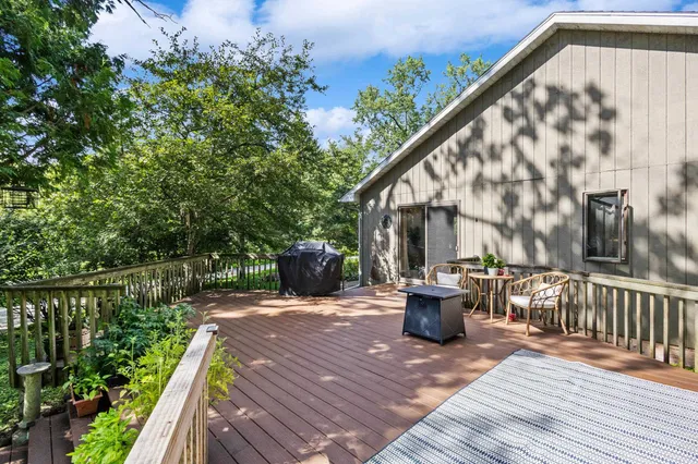 $3,749,000 | W1053 & W1049 Illinois Green Lake, Green Lake, WI 54941