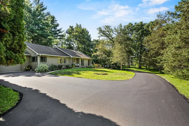 $3,749,000 | W1053 & W1049 Illinois Green Lake, Green Lake, WI 54941