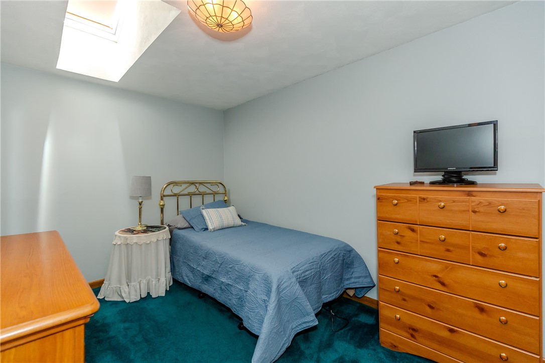 140 Burlingame Road Smithfield, RI 02917 - Photo 26 of 38