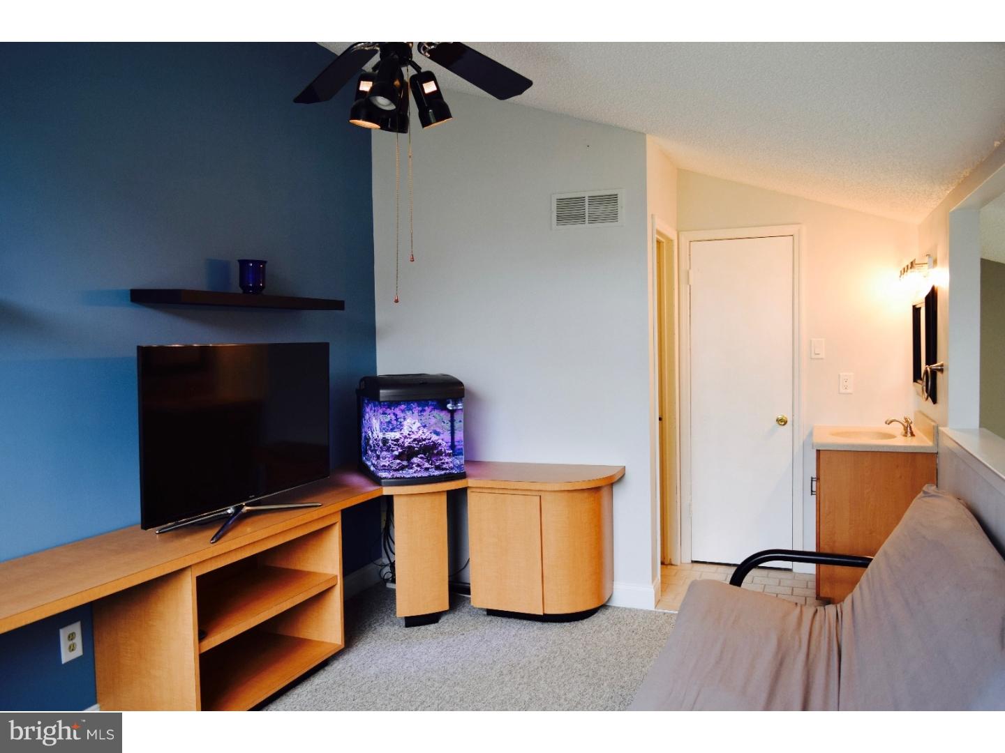 2212 Sandra Road Voorhees, NJ 08043 - Photo 10 of 12