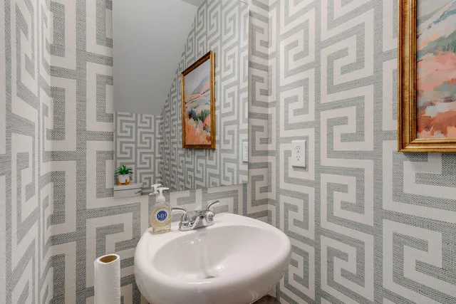 $359,000 | 209 Central Creek Drive, Goose Creek, SC 29445