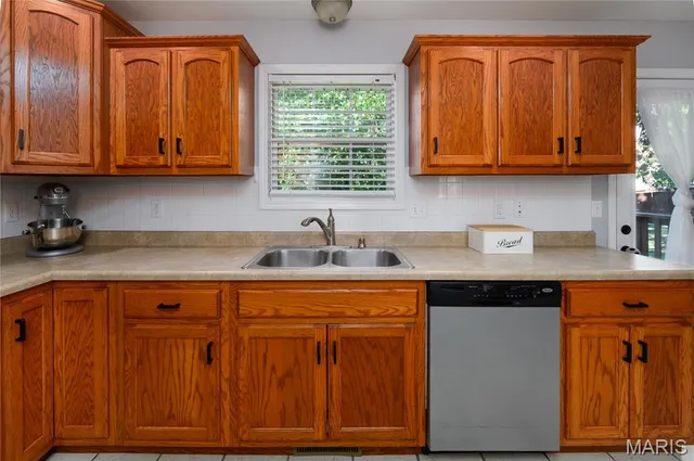 $250,000 | 1 Park View, Waynesville, MO 65583