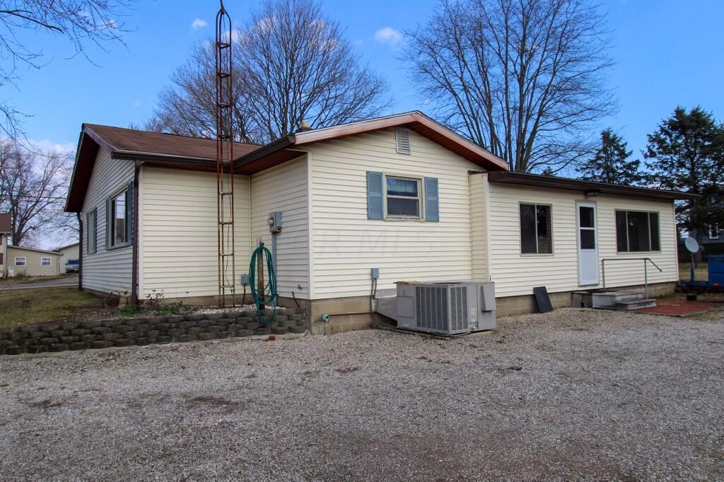 8091 Cincinnati-Zanesville Road Southwest Amanda, OH 43102 - Photo 22 of 24 Back of the house