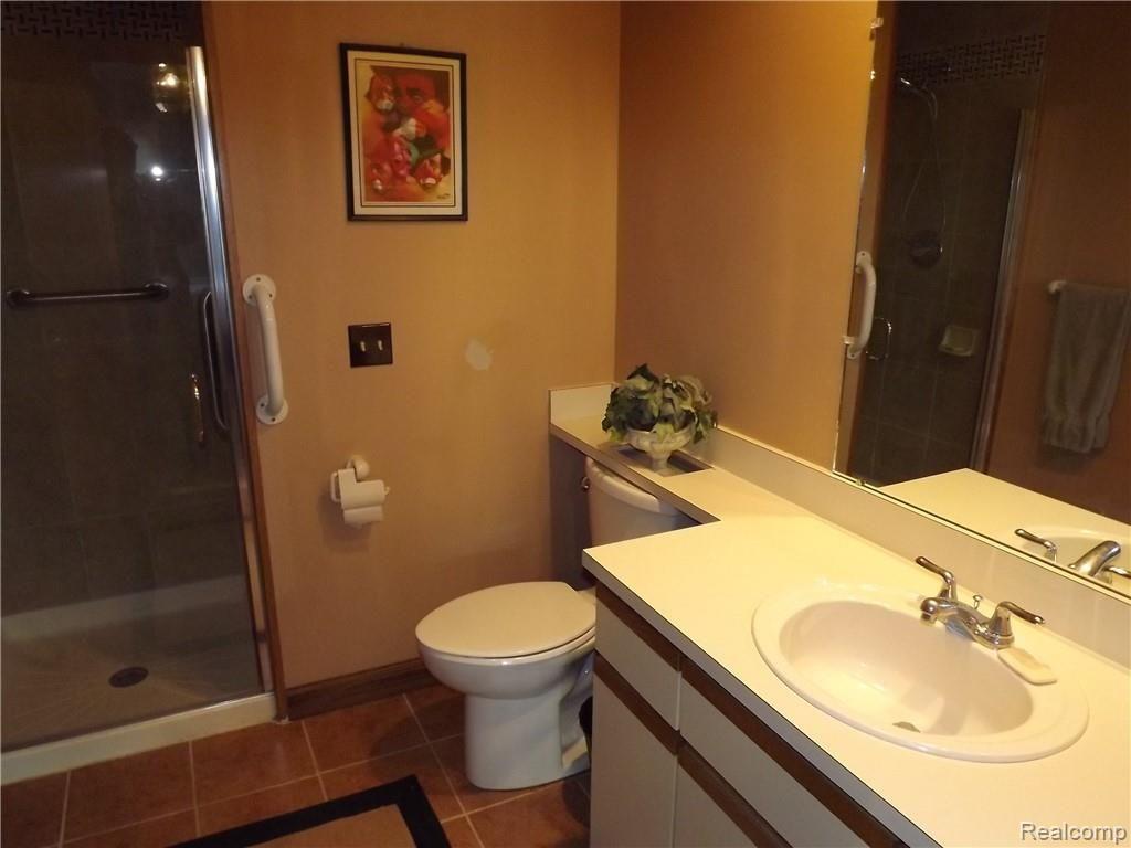 2168 London Bridge Drive, Unit 53 Rochester Hills, MI 48307 - Photo 7 of 17