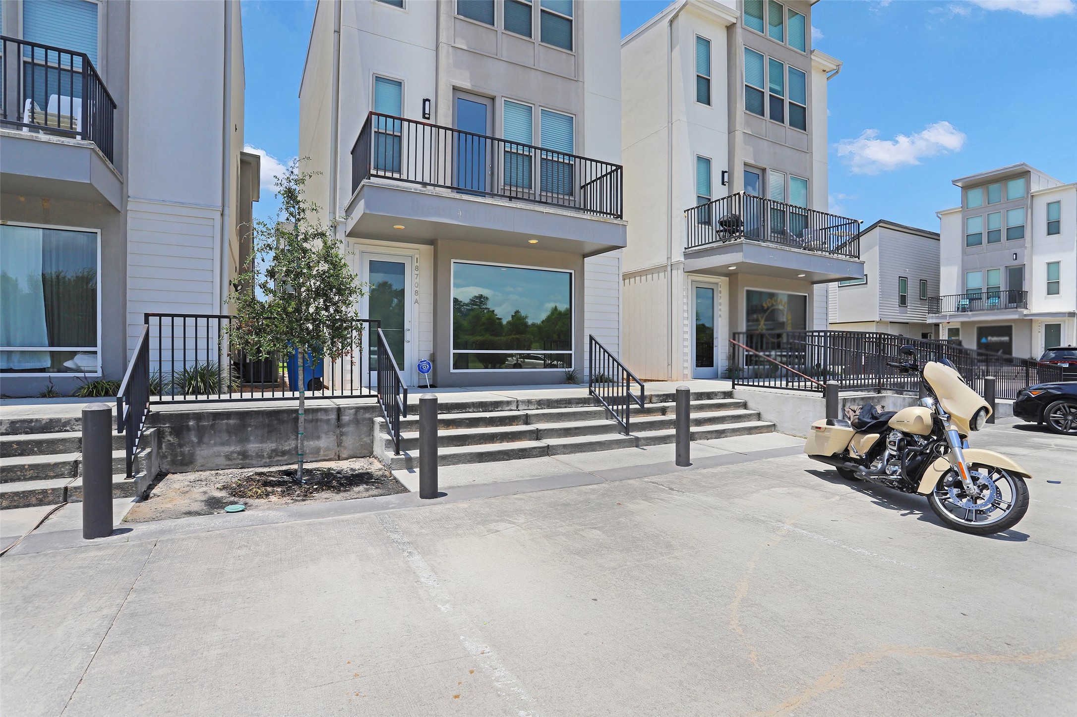 18708 Centro Main Street Conroe, TX 77385 - Photo 1 of 33