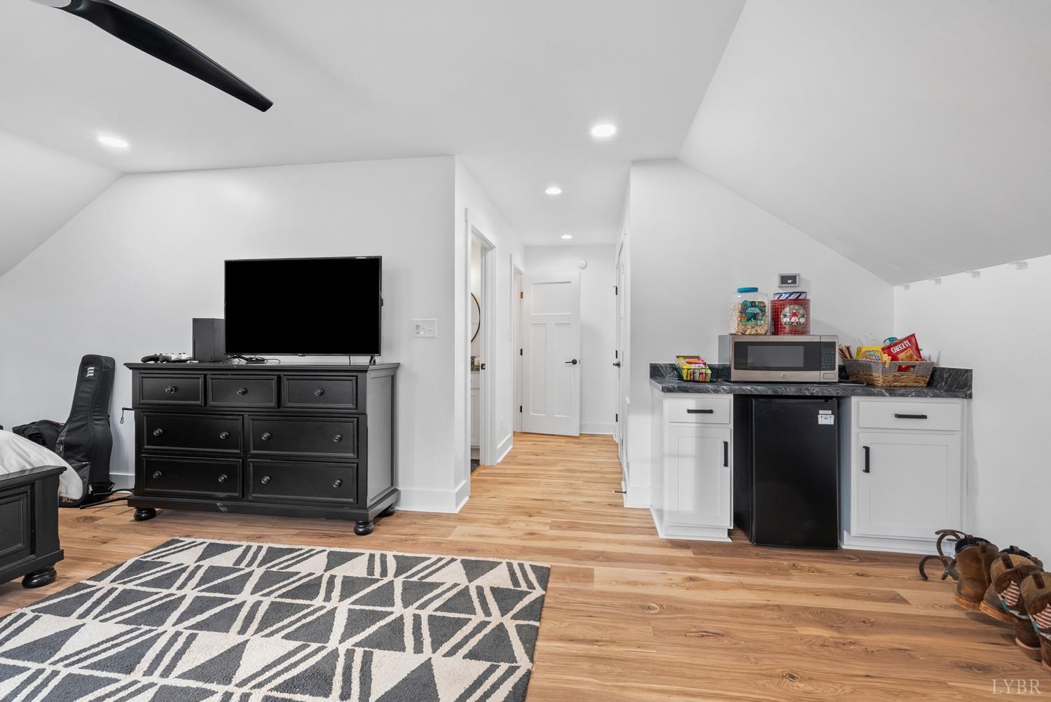 5308 Everett Road Forest, VA 24551 - Photo 68 of 77 Gallery Image 68