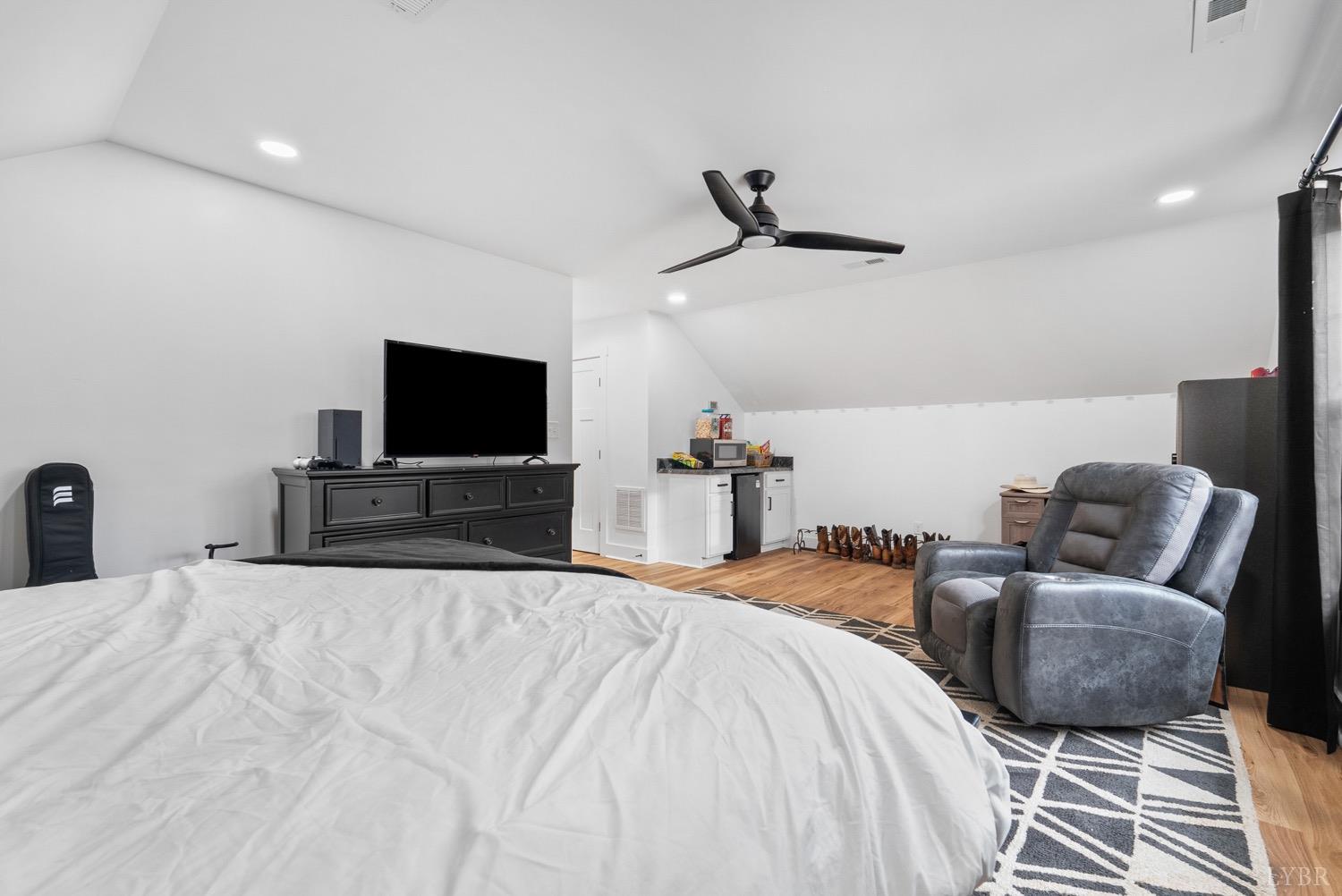 5308 Everett Road Forest, VA 24551 - Photo 69 of 77 Gallery Image 69