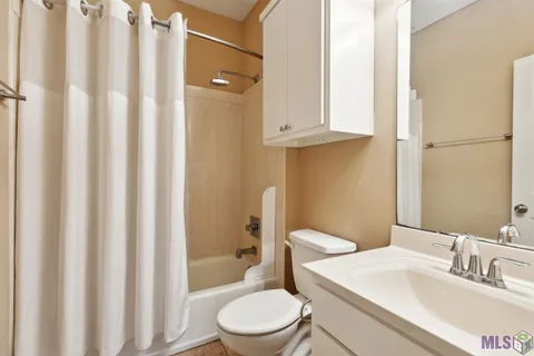 $500,000 | 6141 Jonathan Alaric Avenue, Gonzales, LA 70737