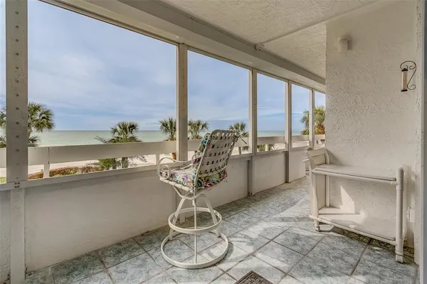 $4,000 | 17900 Gulf Boulevard, Unit 2E, Redington Shores, FL 33708