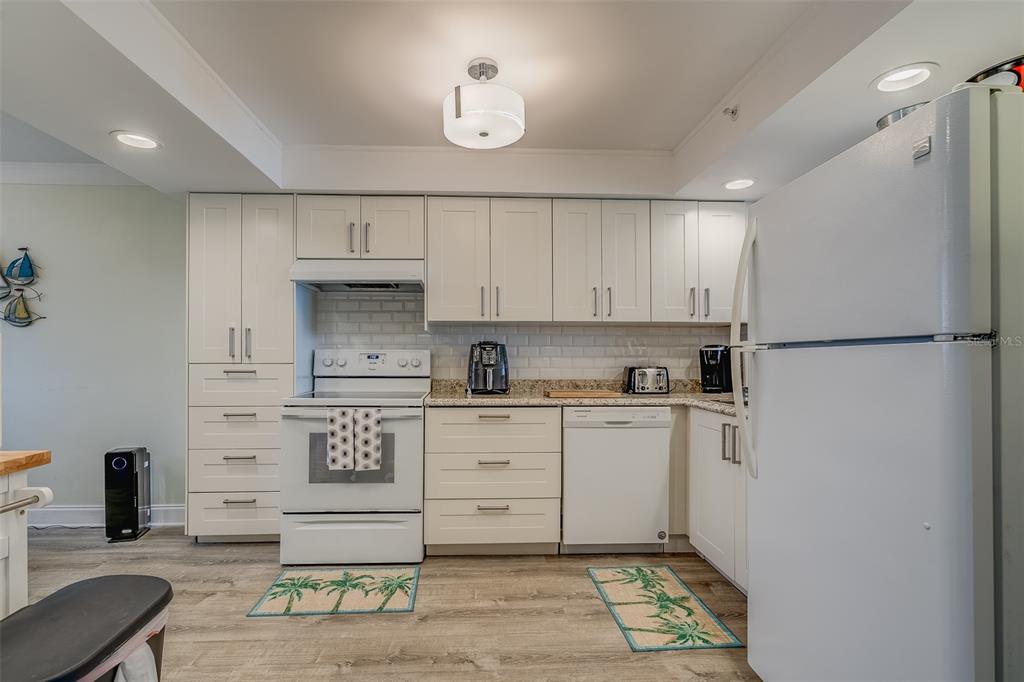 17900 Gulf Boulevard, Unit 2E Redington Shores, FL 33708 - Photo 9 of 32