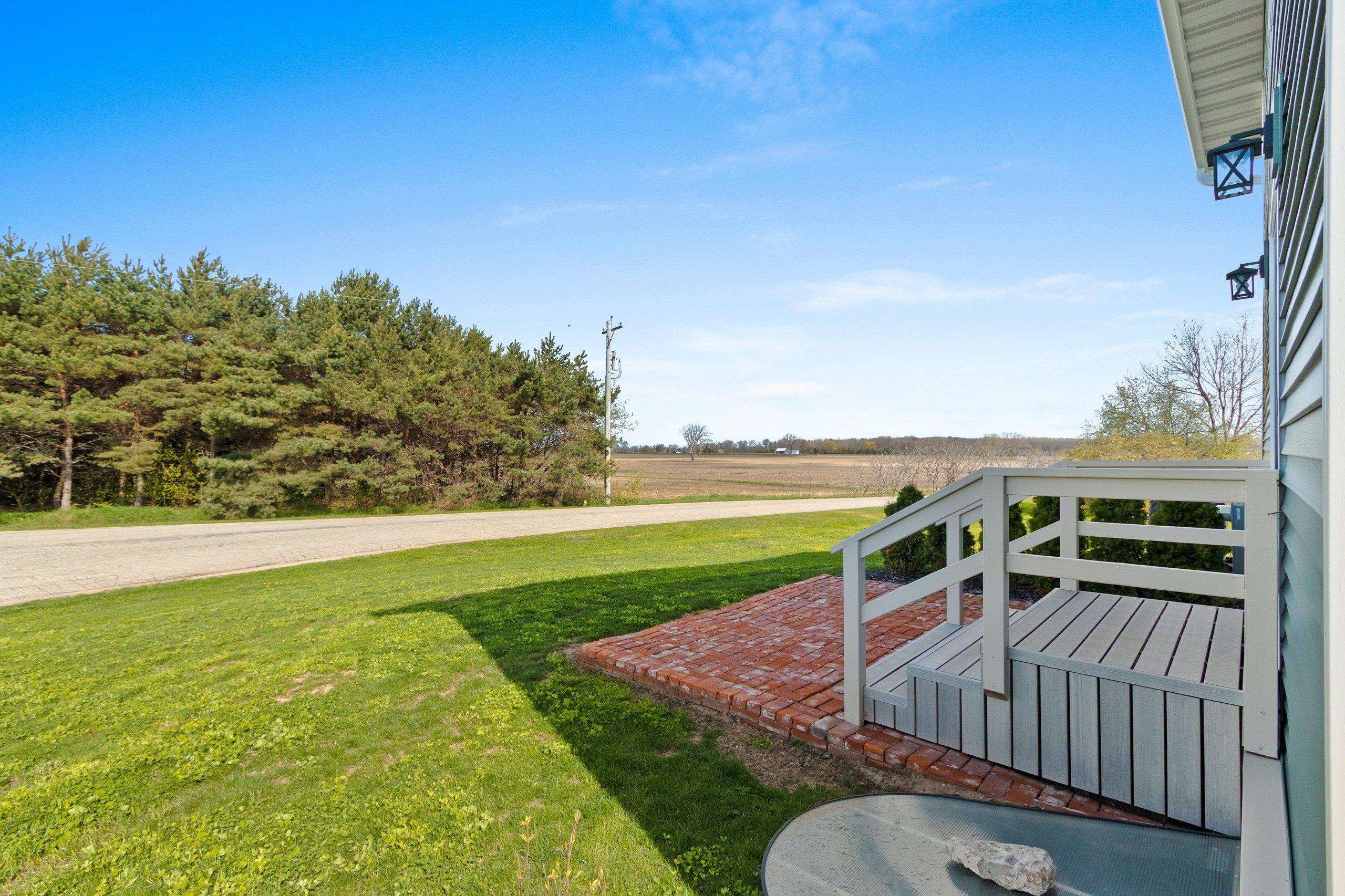 10892 Stage Road Brussels, WI 54204 - Photo 5 of 45