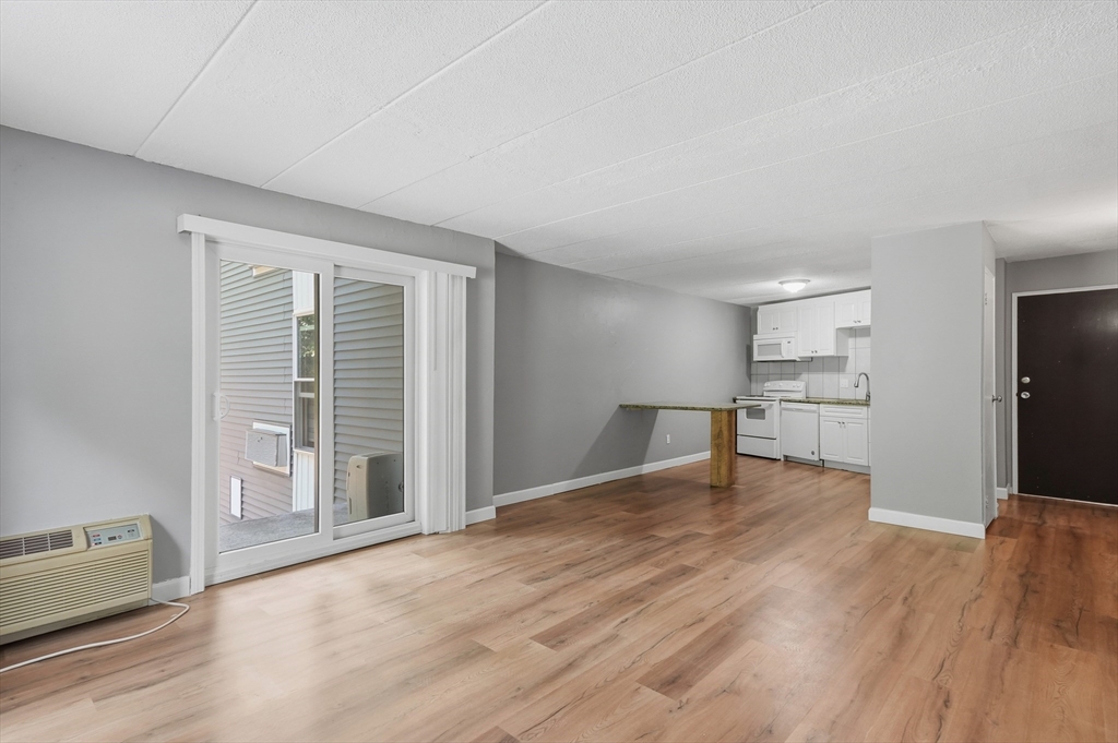 152 Turner Road, Unit 38 Holliston, MA 01746 - Photo 8 of 23