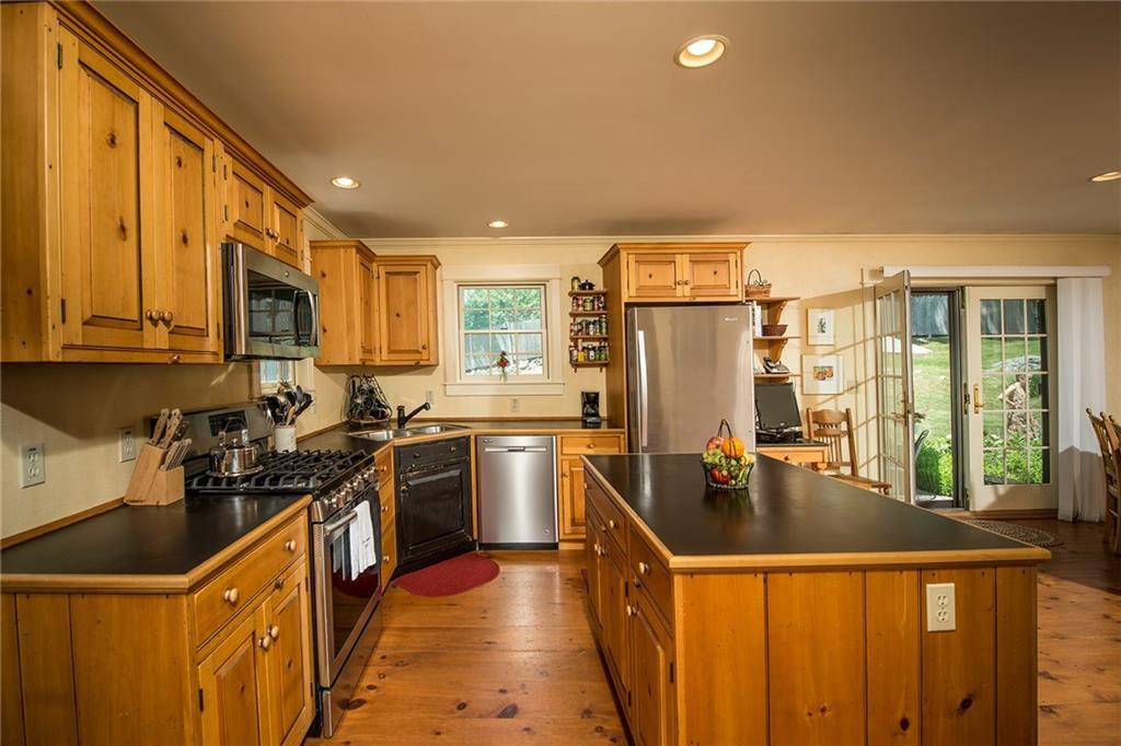 145 Western Point Road York, ME 03909 - Photo 13 of 33 Photo